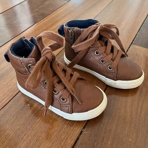 Cat and Jack lace up shoe!